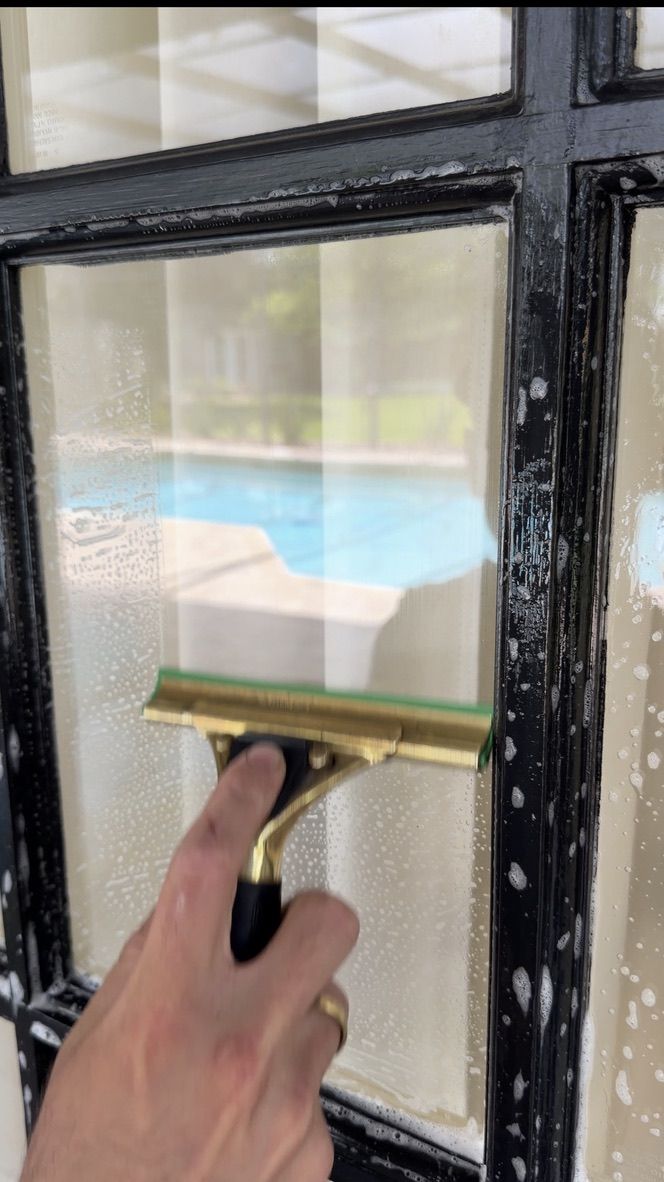 Window cleaning in Clermont, FL